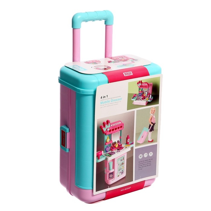 Игровой набор «Модница» в чемоданчике, с аксессуарами Игровой набор «Модница» в чемоданчике, с аксессуарами