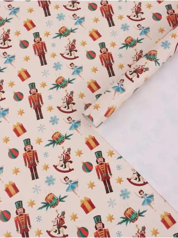 Бумага упаковочная глянцевая &laquo;Щелкунчик на бежевом&raquo;, 1 лист, 70&times;100 см