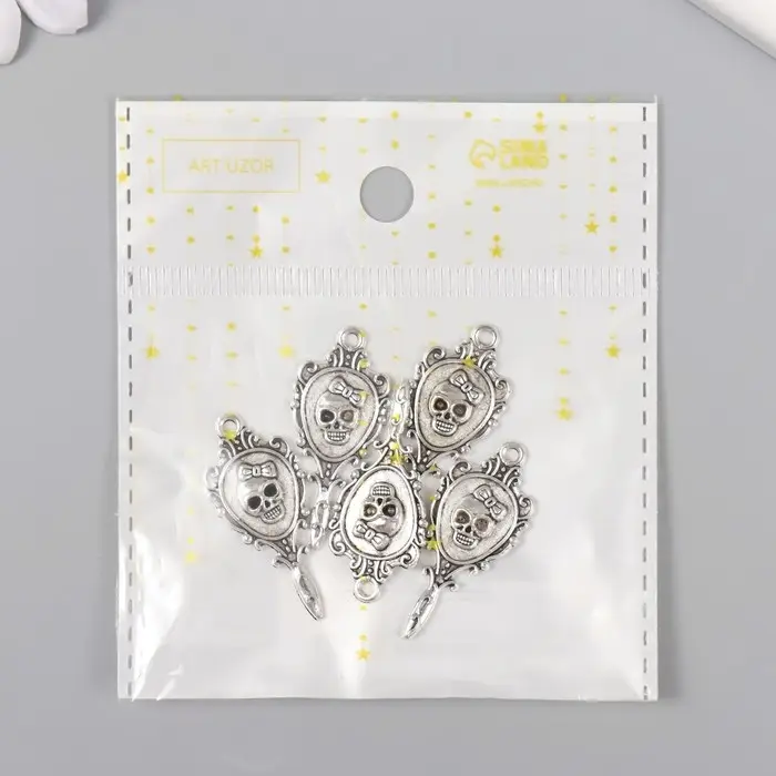 Декор для творчества металл Декор для творчества металл "Ажурное зеркало с черепом" серебро 3,4х1,5 см