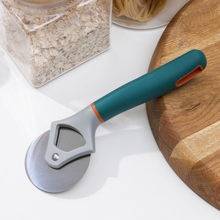 Нож для пиццы и теста Magistro Coral, 20 см, цвет серый Нож для пиццы и теста Magistro Coral, 20 см, цвет серый