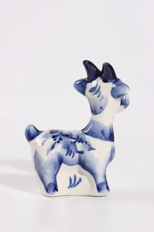 Фигурка фарфоровая &laquo;Коза Ляля&raquo;, 9&times;7&times;5 см