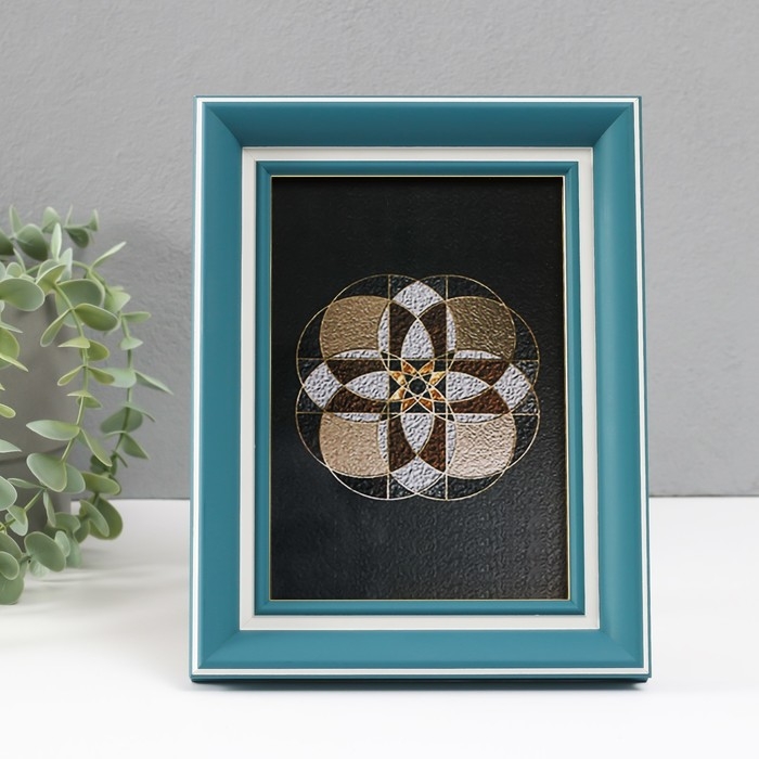 Фоторамка пластик 13х18 см Фоторамка пластик 13х18 см "Амалия" с белой полосой 17,5х22,5 см