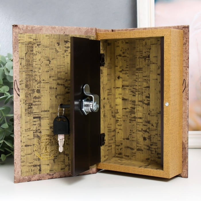 Сейф-книга дерево кожзам Сейф-книга дерево кожзам "Олень в цилиндре и с пенсне" 21х13х5 см