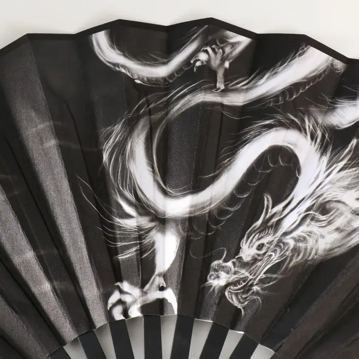 Веер пластик, текстиль h=27 см  Веер пластик, текстиль h=27 см "Китайский дракон" чёрный, с кисточкой