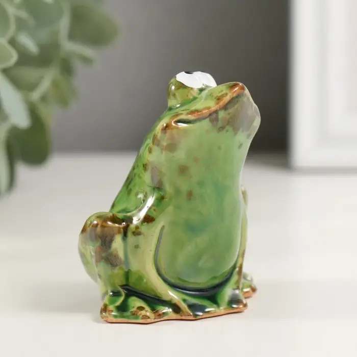 Сувенир керамика "Мечтательная лягушка" 4,6х5,7х6,6 см