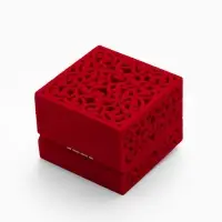 Футляр под кольцо, серьги &laquo;Кружево&raquo;, бархатный, 6&times;6 см, красный