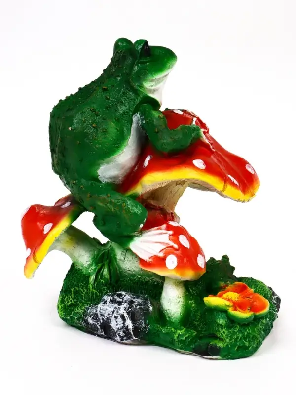 Садовая фигура 38 х 32 х см полистоун Лягушки и мухоморы