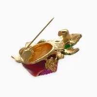 Брошь &laquo;Гранат&raquo;, с цветком, со стразами, цветная в золоте