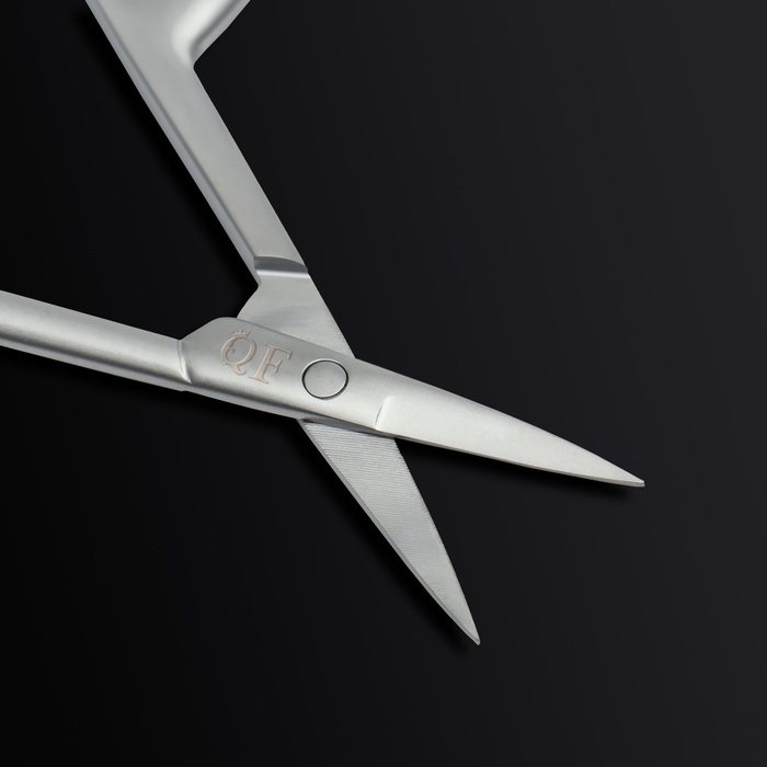 Ножницы маникюрные «Premium satin», узкие, прямые, матовые, 9,6 см, цвет серебристый Ножницы маникюрные «Premium satin», узкие, прямые, матовые, 9,6 см, цвет серебристый