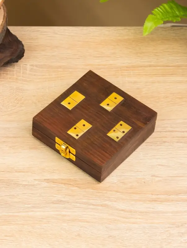 Настольная игра &laquo;Домино&raquo;, 18.5&times;7.5&times;4 см, дерево шишам, латунь