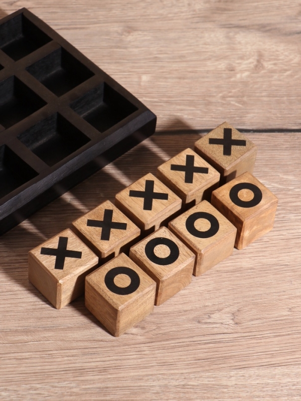 Настольная игра  Настольная игра "Крестики-нолики" 16.5х16.5 см, манговое дерево