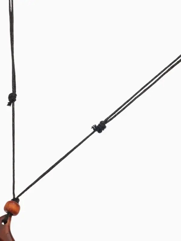 Кулон &laquo;Ладонь со спиралью&raquo;, дерево соно