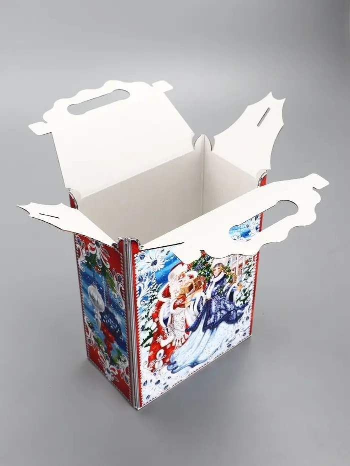 Подарочная новогодняя коробка «На катке», для сладких подарков, 17.8×10×32.5 см