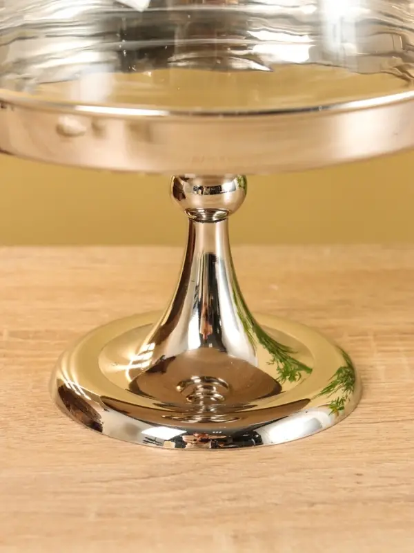 Тортовница со стеклянной крышкой 22х18х18 см