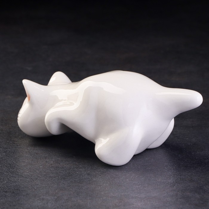 Статуэтка фарфоровая Статуэтка фарфоровая "Кот Барсик", белый, 20 см