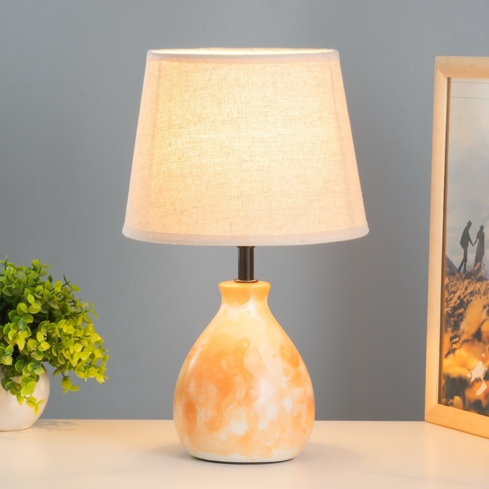 Настольная лампа Настольная лампа "Адара" Е14 40Вт оранжевый 20х20х33см RISALUX