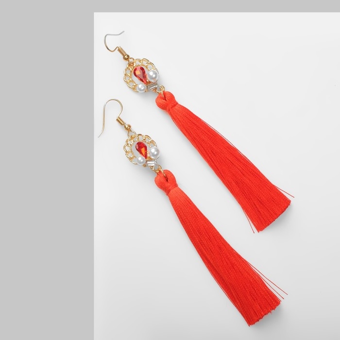 Серьги «Кисти» с жемчугом, цвет красно-белый в золоте, L кисти 6,6 см Серьги «Кисти» с жемчугом, цвет красно-белый в золоте, L кисти 6,6 см