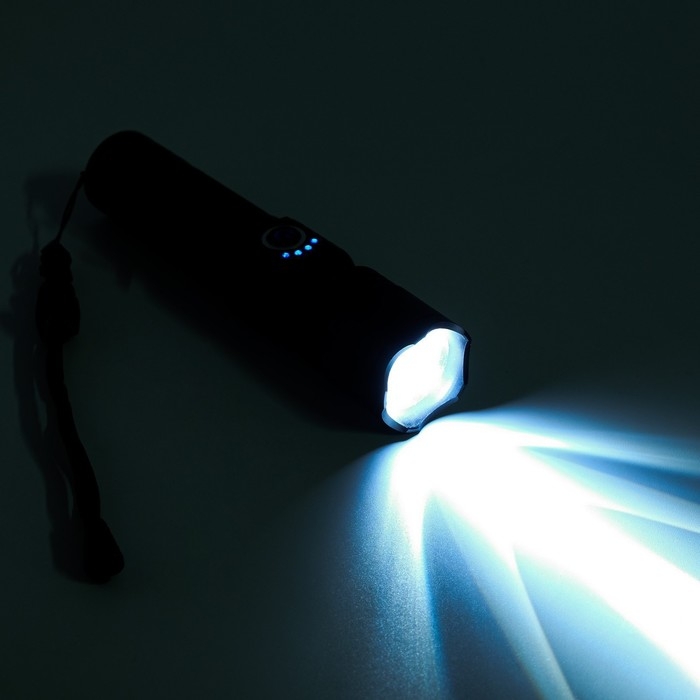 Фонарь аккумуляторный, 10 Вт, 3500 мАч, P70, USB, zoom, 15.5 х 3.9 х 3.2 см Фонарь аккумуляторный, 10 Вт, 3500 мАч, P70, USB, zoom, 15.5 х 3.9 х 3.2 см
