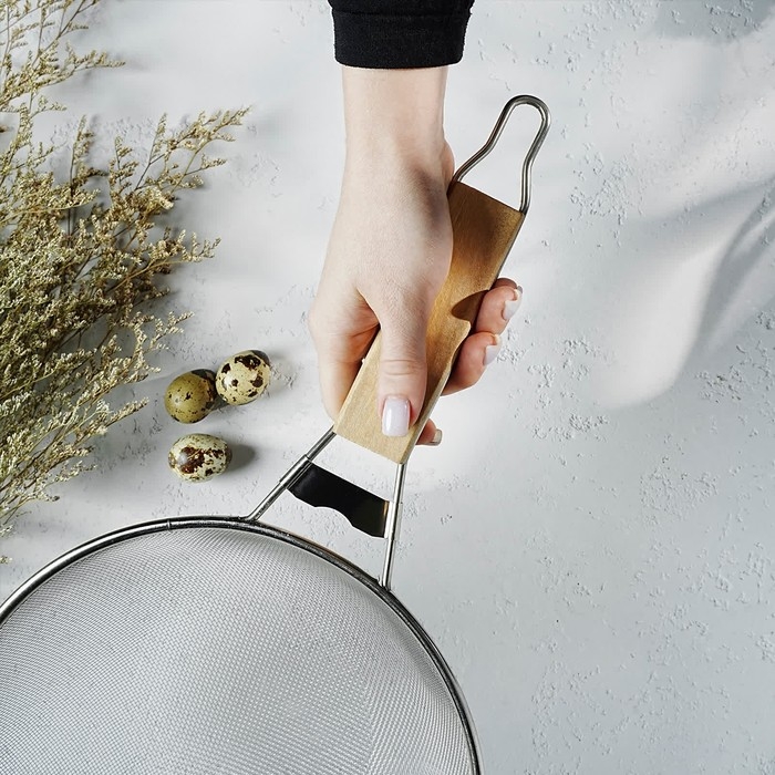 Сито для просеивания с ручкой Доляна «Стандарт», d=24 см, цвет серебристый Сито для просеивания с ручкой Доляна «Стандарт», d=24 см, цвет серебристый