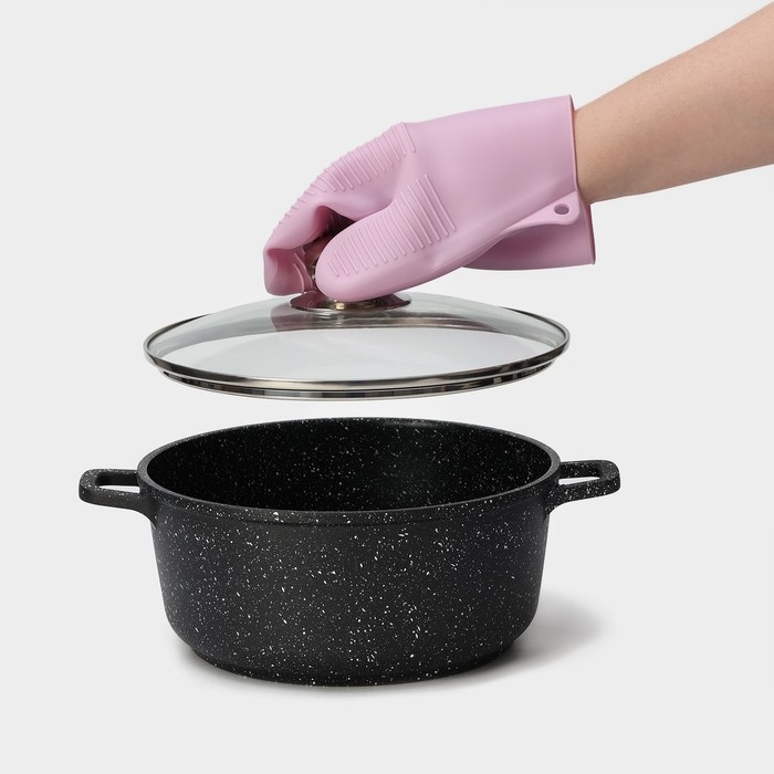 Рукавица для горячего Доляна «Ребрис», силикон, 22×17 см, цвет розовый Рукавица для горячего Доляна «Ребрис», силикон, 22×17 см, цвет розовый