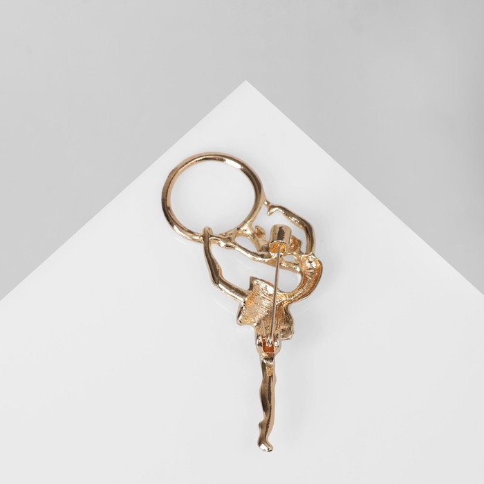 Брошь «Гимнастка» с хулахупом, цвет белый в золоте Брошь «Гимнастка» с хулахупом, цвет белый в золоте