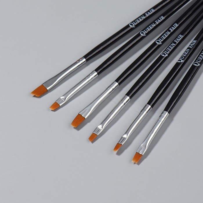 Набор плоских кистей для наращивания и дизайна ногтей, 6 шт, 18 см, цвет серебристый/чёрный Набор плоских кистей для наращивания и дизайна ногтей, 6 шт, 18 см, цвет серебристый/чёрный