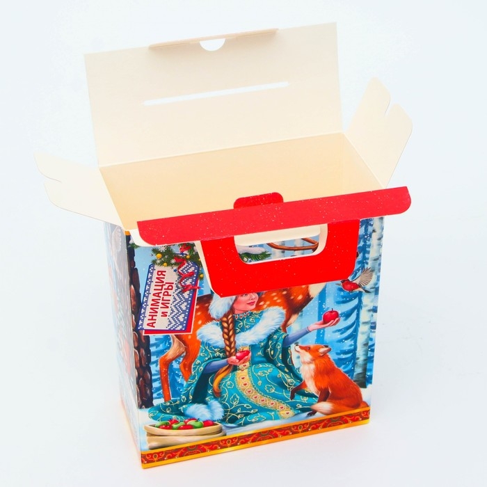 Новый год. Подарочная коробка Новогодняя Презент Новый год. Подарочная коробка Новогодняя Презент "В гостях у сказки" с анимацией 15,5 х 7 х 19 см.