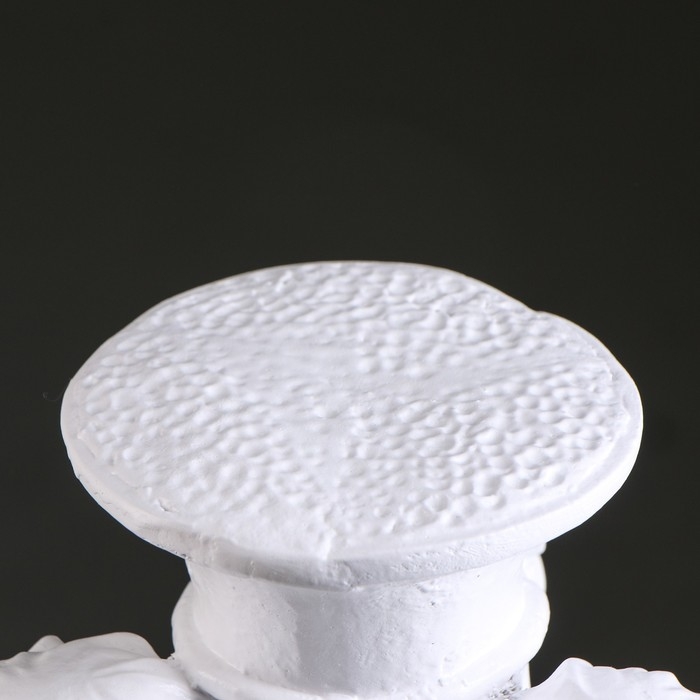 Фигура - подставка  Фигура - подставка "Три ангела на шаре" белая, 26х26х44см