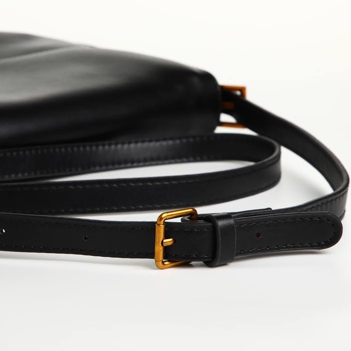 Сумка женская на клапане TEXTURA, средний размер, цвет чёрный Сумка женская на клапане TEXTURA, средний размер, цвет чёрный