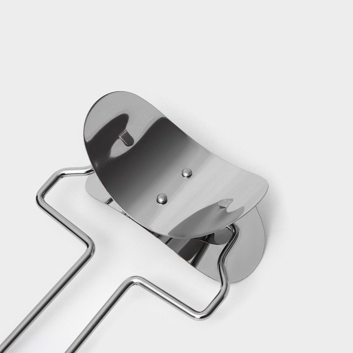 Ролик для вырезания кругов из теста Доляна, d=8 см, цвет серебристый Ролик для вырезания кругов из теста Доляна, d=8 см, цвет серебристый