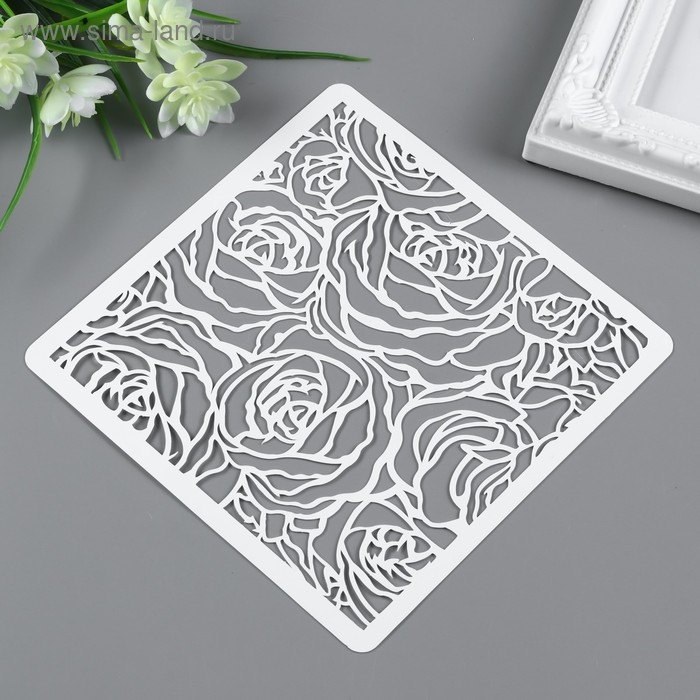 Трафарет пластик Трафарет пластик "Бутоны роз" 15х15 см