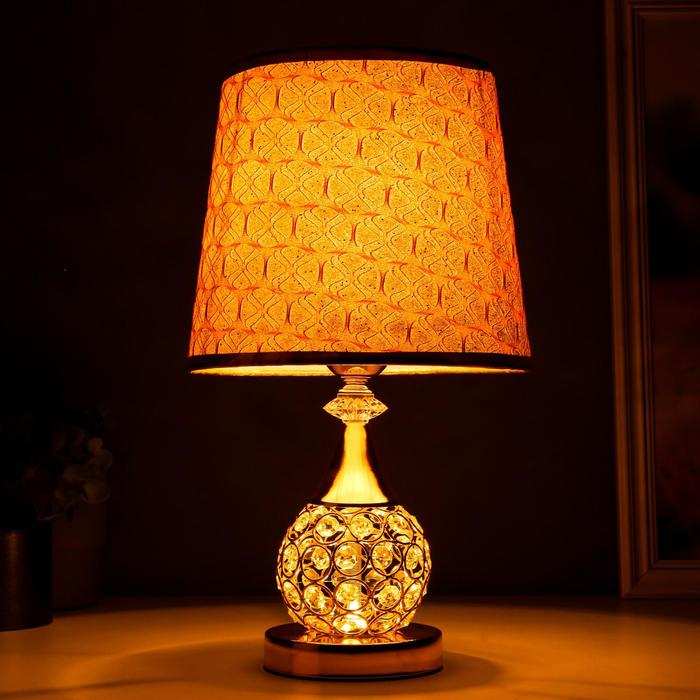 Лампа настольная  Лампа настольная "Блеск" 220V E27 переключатель, диоды золотая 41х26х26 см RISALUX