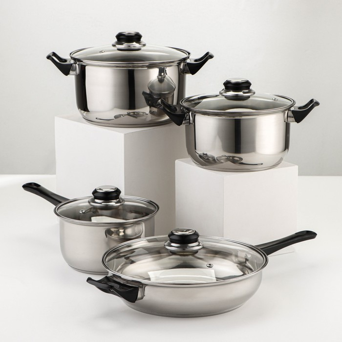 Набор посуды из нержавеющей стали «Чёрная ночь», 8 предметов: ковш 1,5 л, 2 кастрюли 2/3 л, сковорода d=24 см, крышки, стенки 0,3 мм, дно 5 мм Набор посуды из нержавеющей стали «Чёрная ночь», 8 предметов: ковш 1,5 л, 2 кастрюли 2/3 л, сковорода d=24 см, крышки, стенки 0,3 мм, дно 5 мм