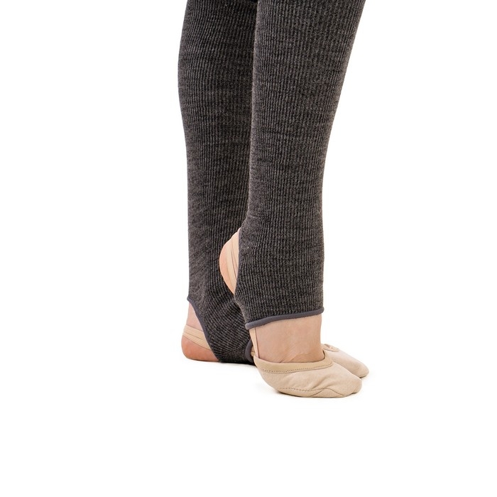 Гетры для гимнастики и танцев Grace Dance №1, длина 60 см, цвет серый Гетры для гимнастики и танцев Grace Dance №1, длина 60 см, цвет серый