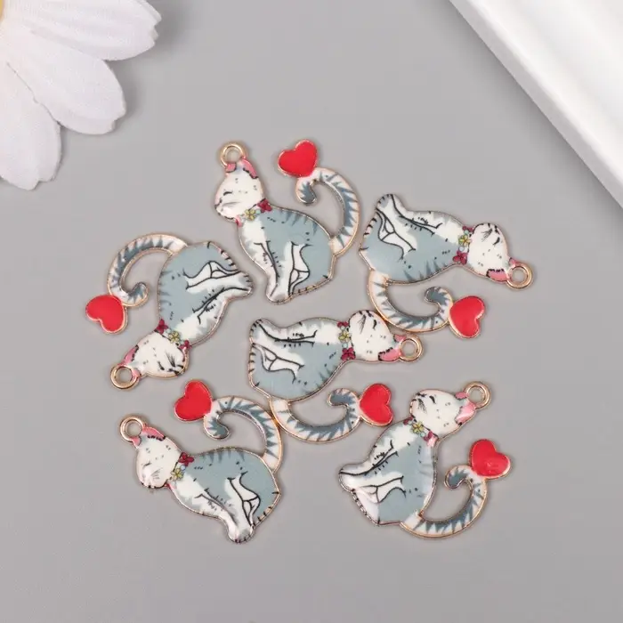 Декор для творчества металл, эмаль Декор для творчества металл, эмаль "Серый кот с сердечком" 2,5х1,8 см