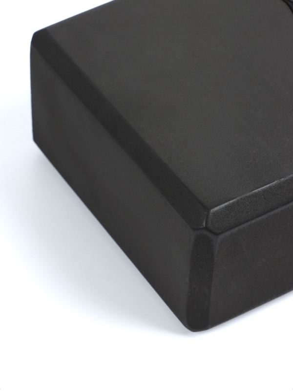 Блок для йоги 23 х 15 х 7,5 см, вес 120 гр, цвет черный Блок для йоги 23 х 15 х 7,5 см, вес 120 гр, цвет черный