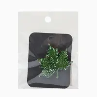 Брошь &laquo;Лист&raquo; кленовый, стеклярус, цвет зелёный в золоте