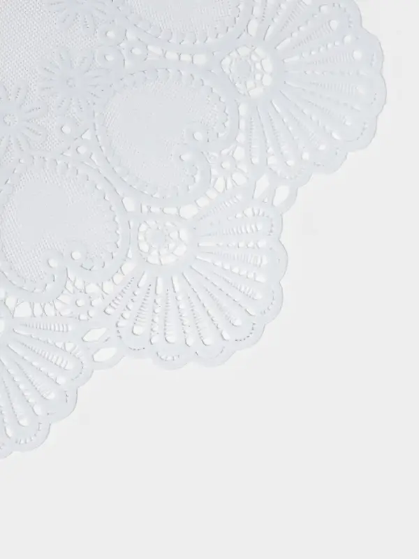 Салфетки сервировочные на стол &laquo;Доляна. Листья&raquo;, 46&times;30 см, 4 шт., ПВХ, серебряные