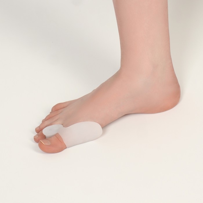 Корректоры - разделители для пальцев ног, с накладкой на косточку большого пальца, 1 разделитель, силиконовые, 8,5 × 4,5 см, пара, цвет белый Корректоры - разделители для пальцев ног, с накладкой на косточку большого пальца, 1 разделитель, силиконовые, 8,5 × 4,5 см, пара, цвет белый