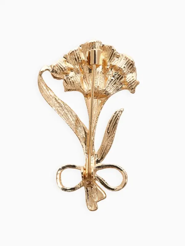 Брошь  "Гвоздика" с лентой, цвет красный в золоте