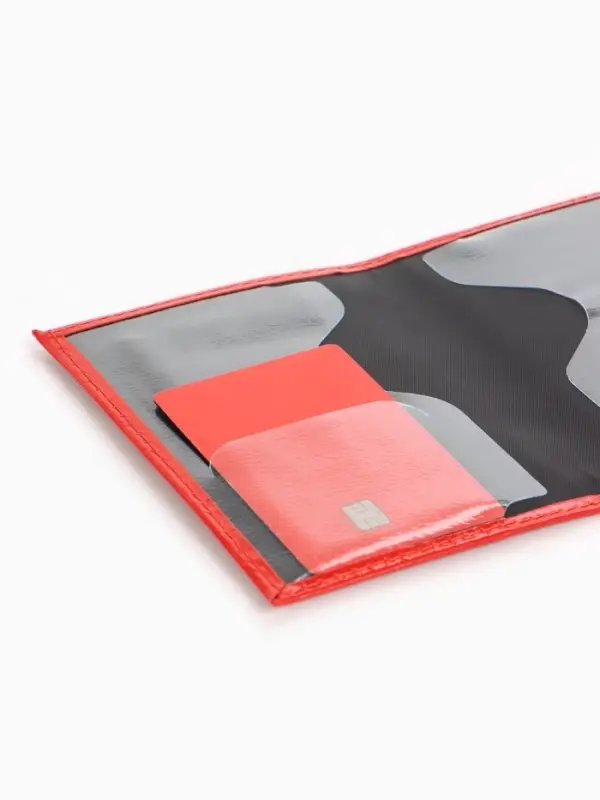 Обложка для паспорта, гладкая, с объёмным гербом, красная