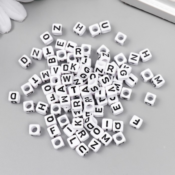 Набор бусин с английскими буквами Набор бусин с английскими буквами "Астра" 6х6 мм, 150 шт/упак
