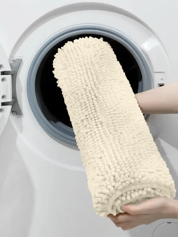 Коврик для дома LaDо́m, букли, плотность 1400 г, 50&times;80 см, велюровый, молочный