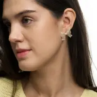 Серьги пластик &laquo;Бантик&raquo;, перламутровый, бежевые