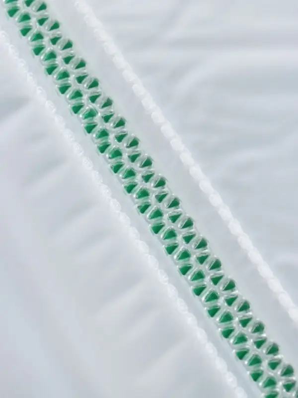 Папка с 60 вкладышами А4, 500 мкм, Calligrata, текстура &laquo;песок&raquo;, зелёная