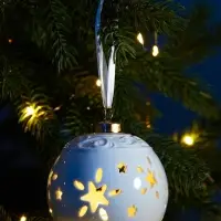 Ёлочный шар с подсветкой &laquo;Звёздочки&raquo;, 10&times;8.8&times;8.8 см, 1 LED, керамика, от батареек LR44&times;3, керамика, свечение тёплое белое