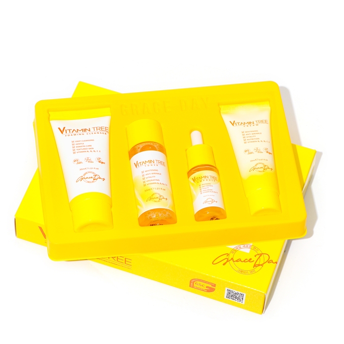 Набор средств Grace Day по уходу за кожей (пенка,тонер,крем,сыворотка), с витаминами