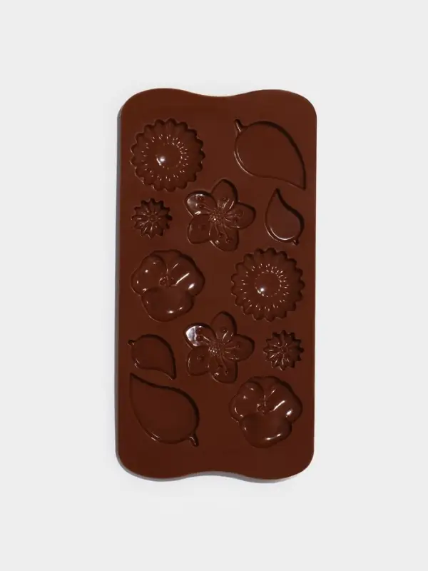 Форма для шоколада Доляна &laquo;Цветение&raquo;, силикон, 21&times;10.5&times;0.7 см, 12 ячеек, коричневая