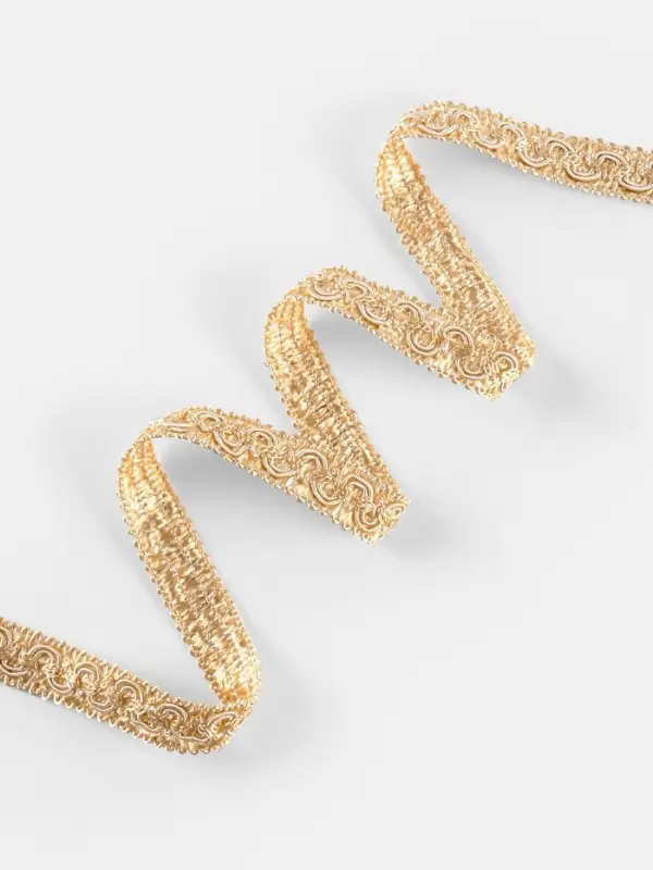 Тесьма декоративная змейка 15мм*10±1м бежевый Тесьма декоративная змейка 15мм*10±1м бежевый