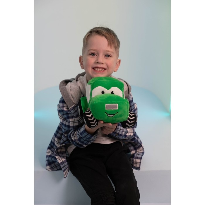 Трактор мягкая игрушка, цвет зелёный Трактор мягкая игрушка, цвет зелёный